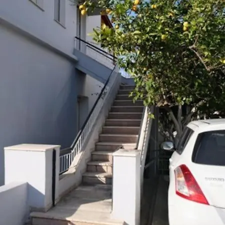 Bayside Apt.